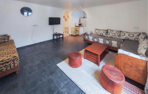 2 Bedroom Nice Apartment In Béziers